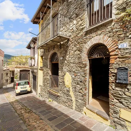 Holiday home Su Cuccumeu *